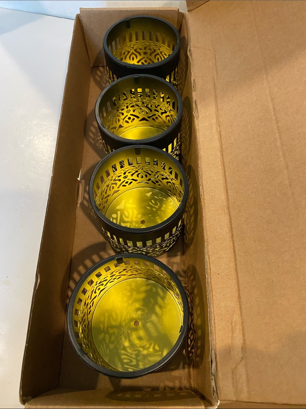 NIB Set of 4 Black Metal Ornate Votive Or Tealight Candleholders